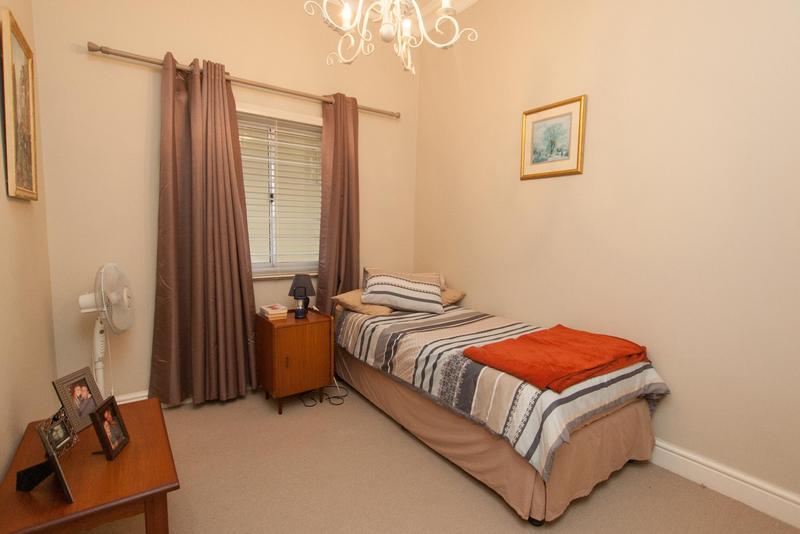 To Let 2 Bedroom Property for Rent in Sonstraal Western Cape